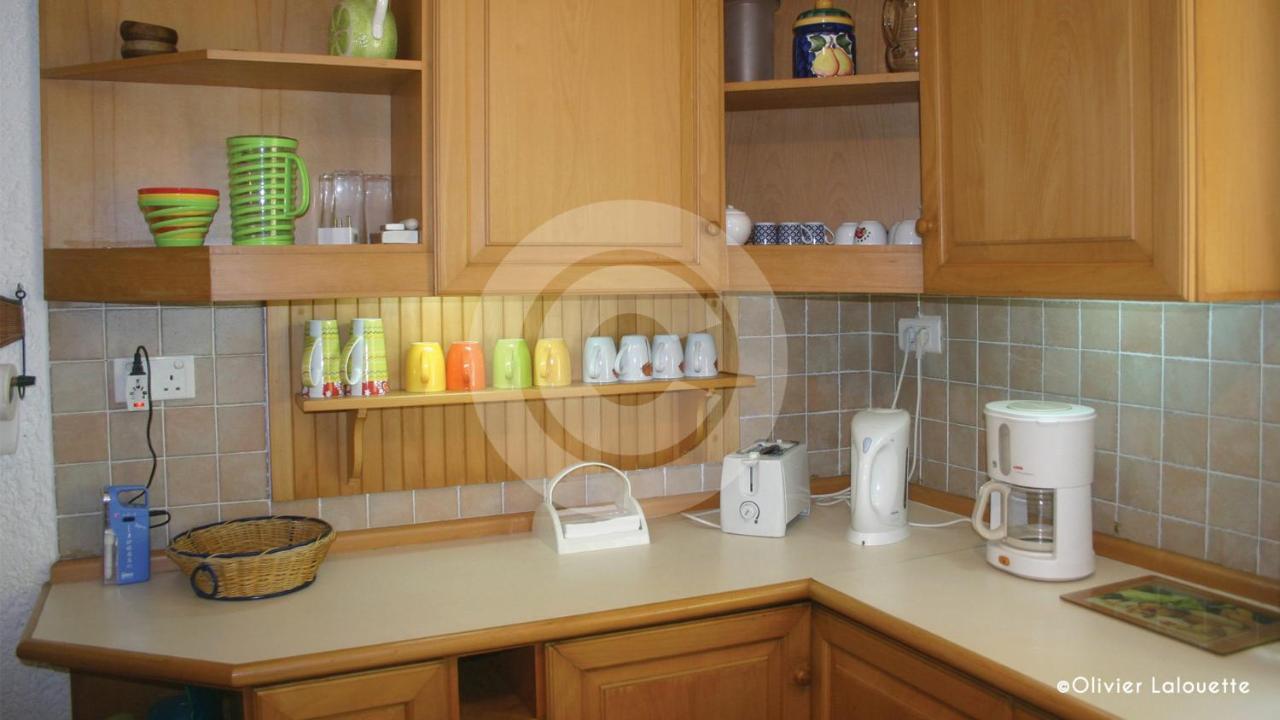 Fantastic Spacious Beachfront Villavacances Grand Baie Exteriör bild