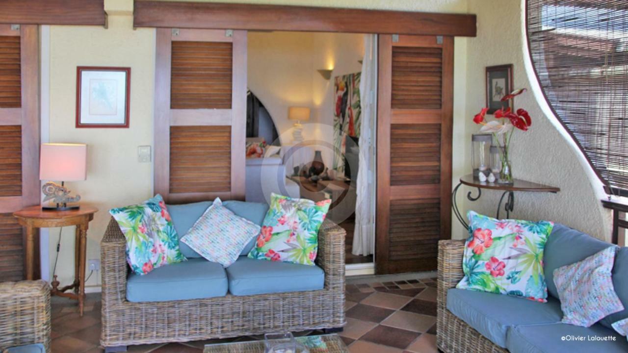 Fantastic Spacious Beachfront Villavacances Grand Baie Exteriör bild
